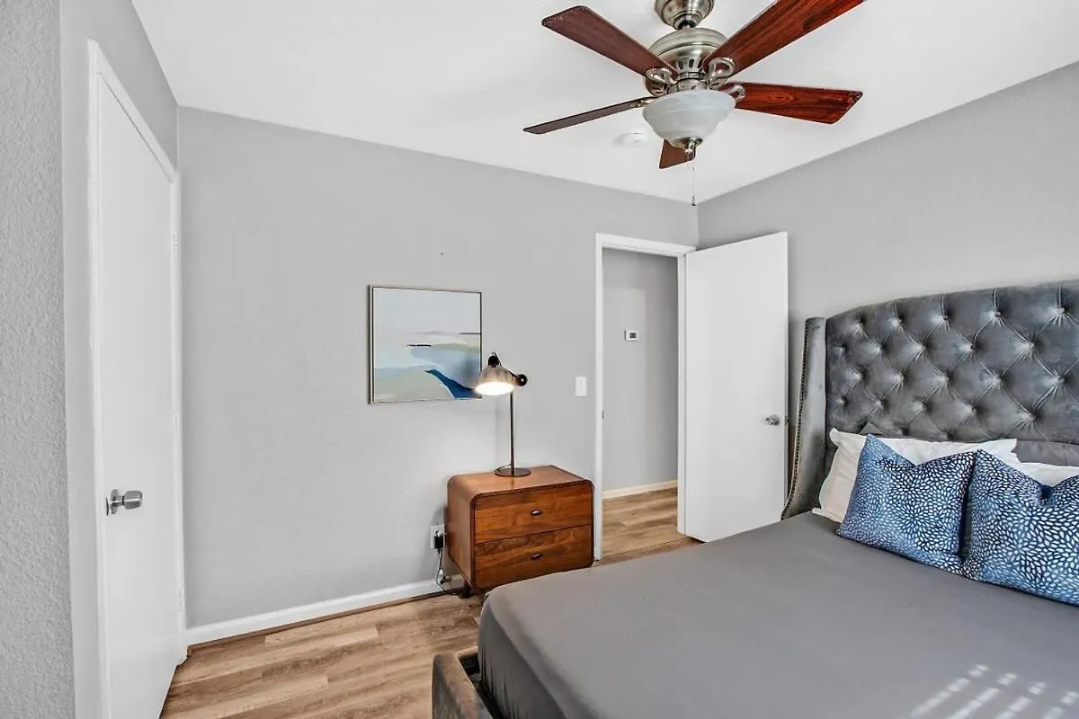 3Br, 1 Story Home W Hot Tub, Grill, Sleeps 6 Λας Βέγκας