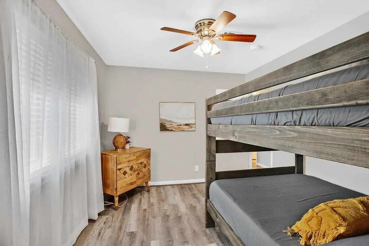 3Br, 1 Story Home W Hot Tub, Grill, Sleeps 6 Λας Βέγκας